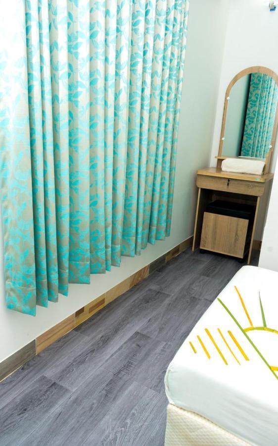 iHaven Thulusdhoo Hotel Buitenkant foto
