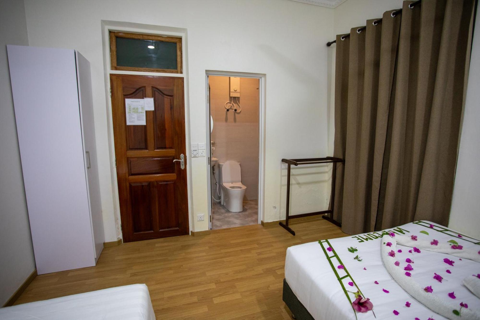 iHaven Thulusdhoo Hotel Buitenkant foto